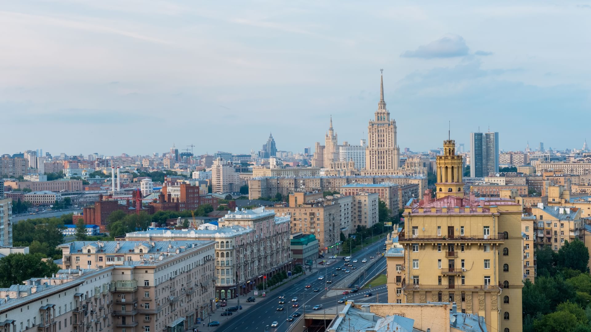 Центробанк России повысил среднегодовой прогноз по ключевой ставке на 2024-2025 годы.